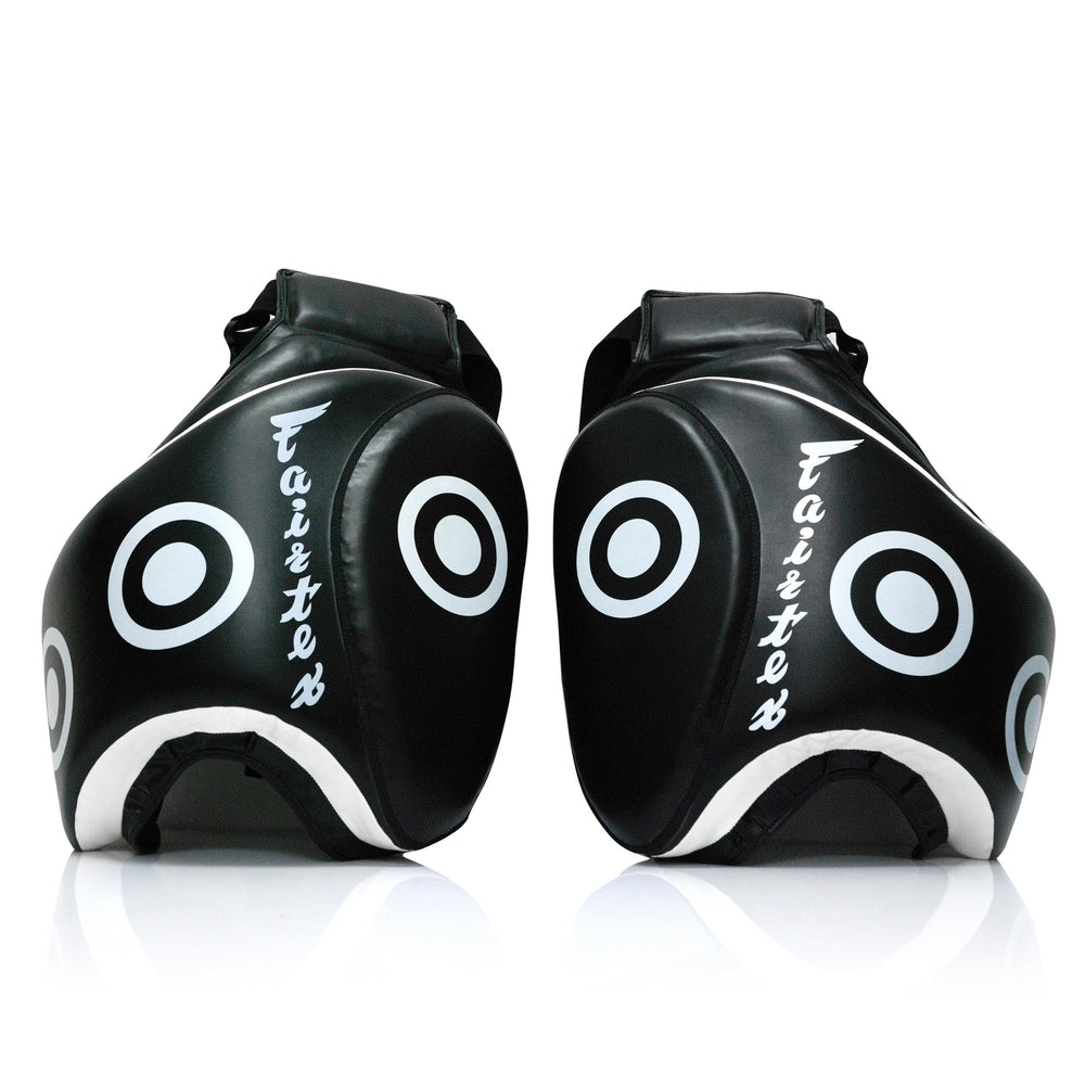 Тренерская защита на ноги Fairtex TP3