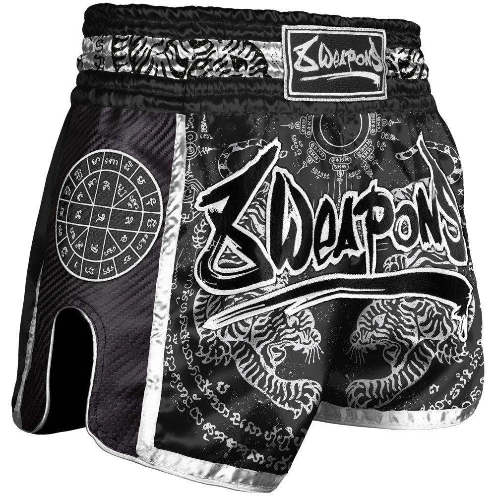 Шорты для Muay-Thai 8 Weapons Sak Yant Tigers чёрные