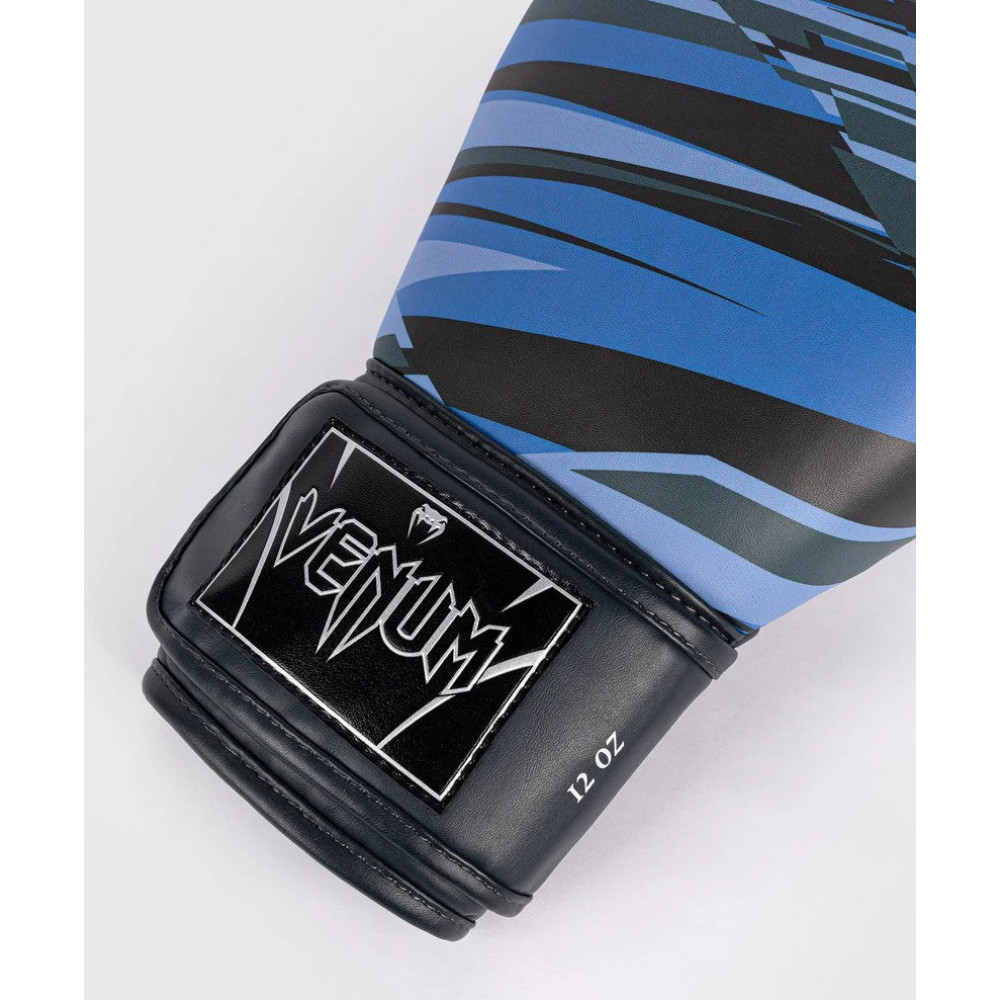 Боксерские перчатки Venum Abyss Shadow