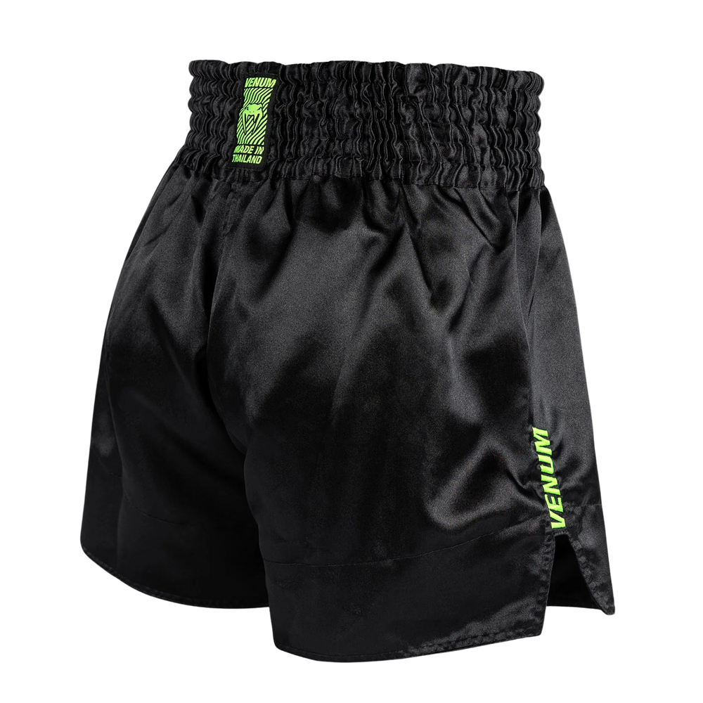Шорты для Muay Thai Venum Classic Evo Черные-неон