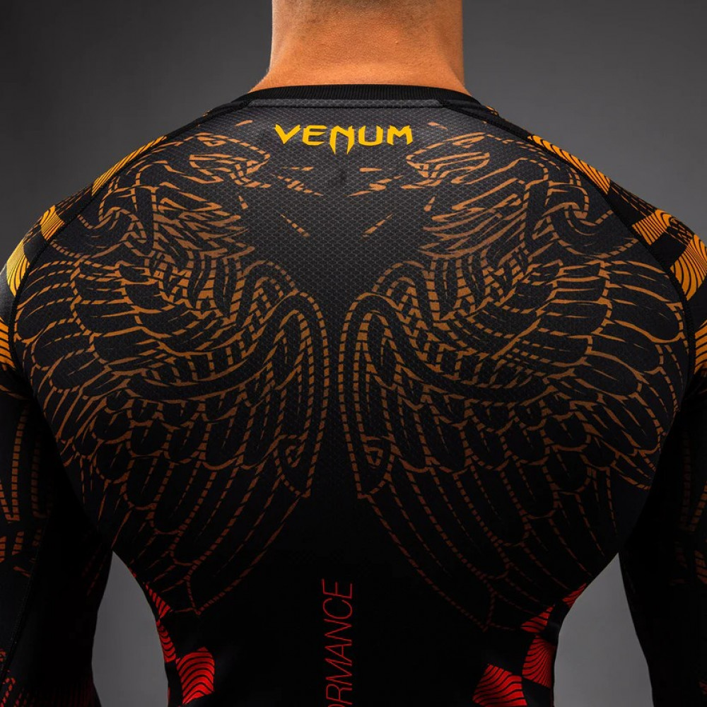 Рашгард с длинным рукавом Venum Quetzal Fury