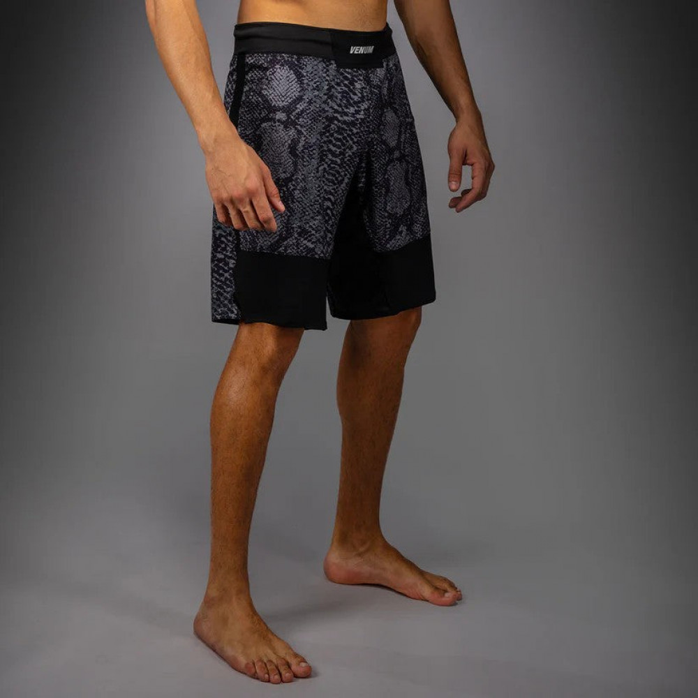 Шорты для MMA  Venum G-Fit Scales Черные
