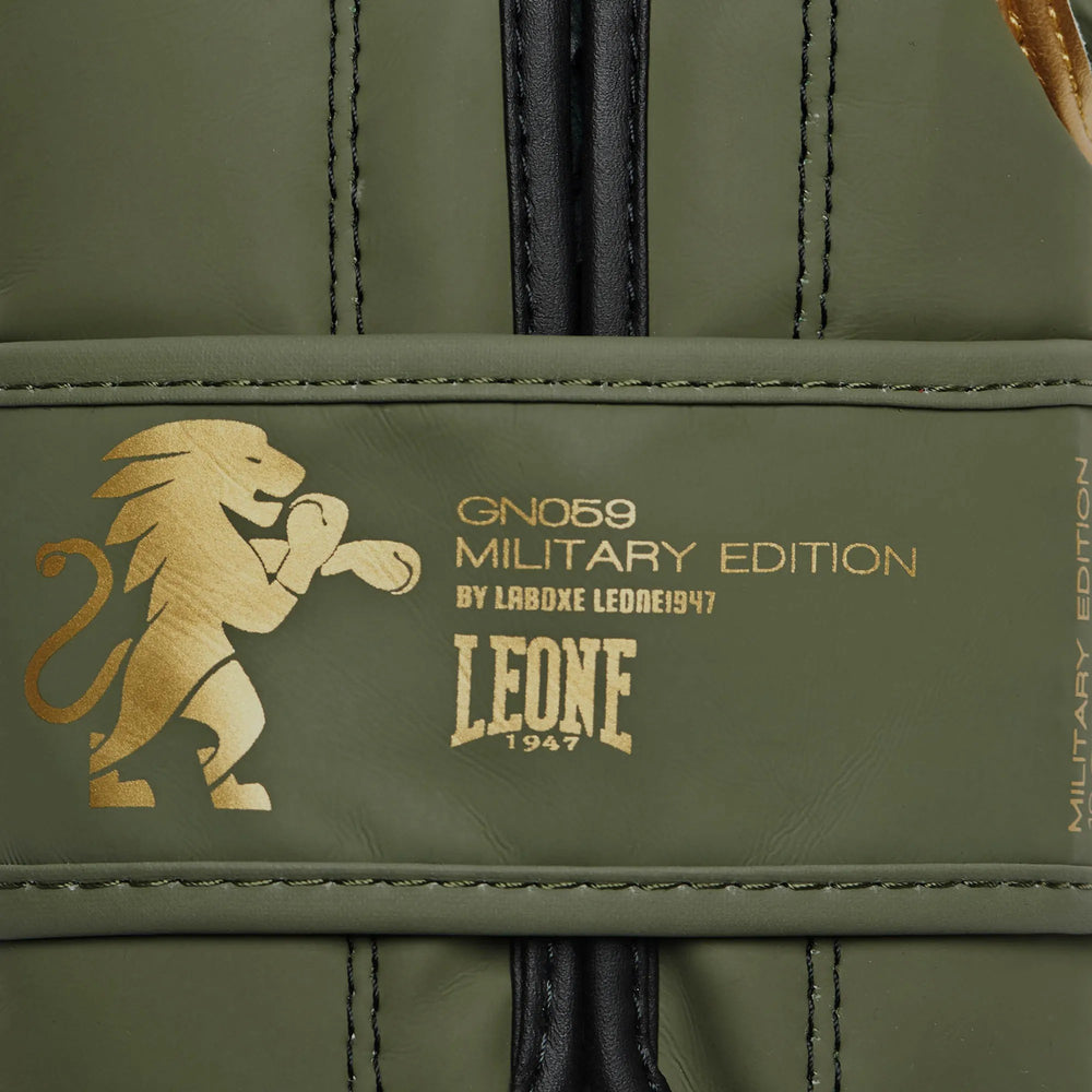 Боксерские перчатки Leone B&W Military Edition