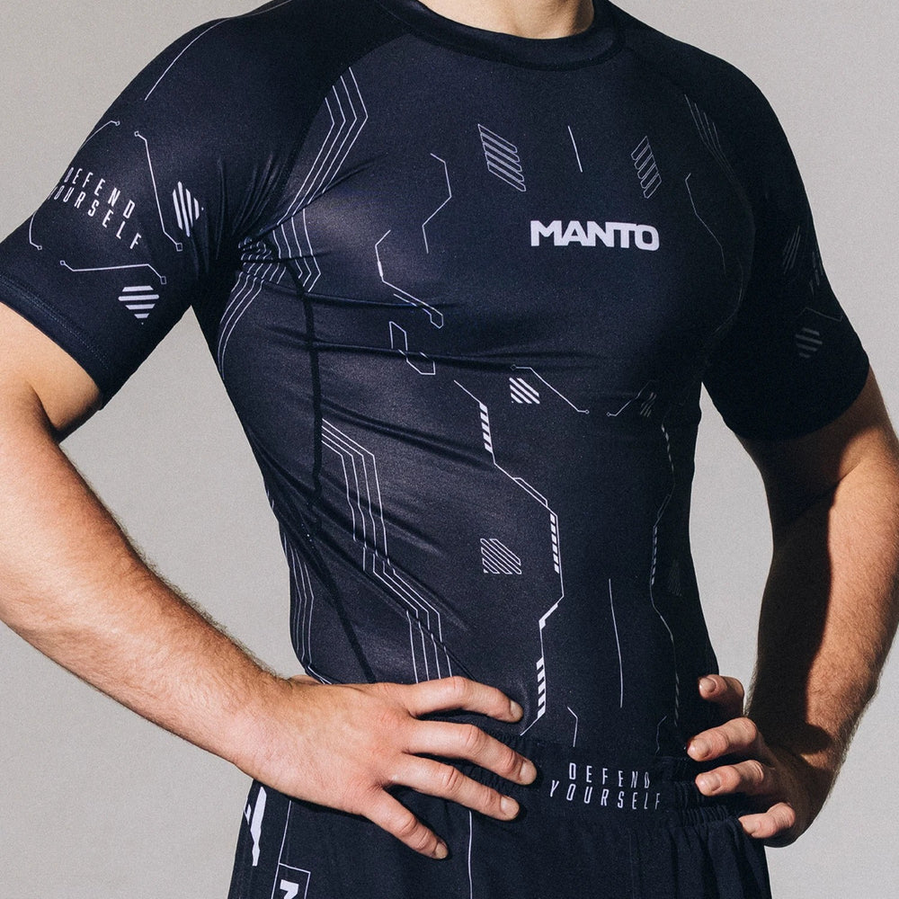 Рашгард с коротким рукавом MANTO SHIELD Черный