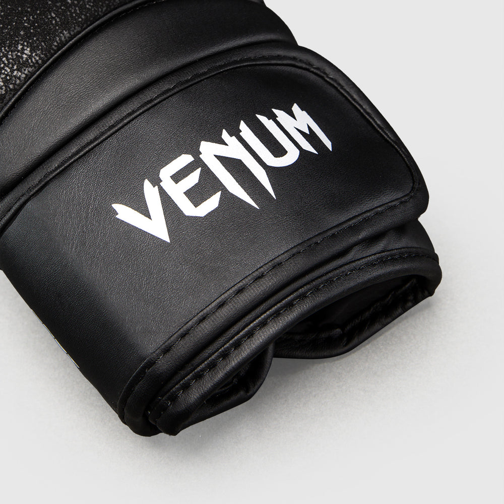 Боксерские перчатки Venum Stone 2.0 черные