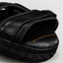  Боксерские лапы Venum Light Focus Mitts черные/золотые