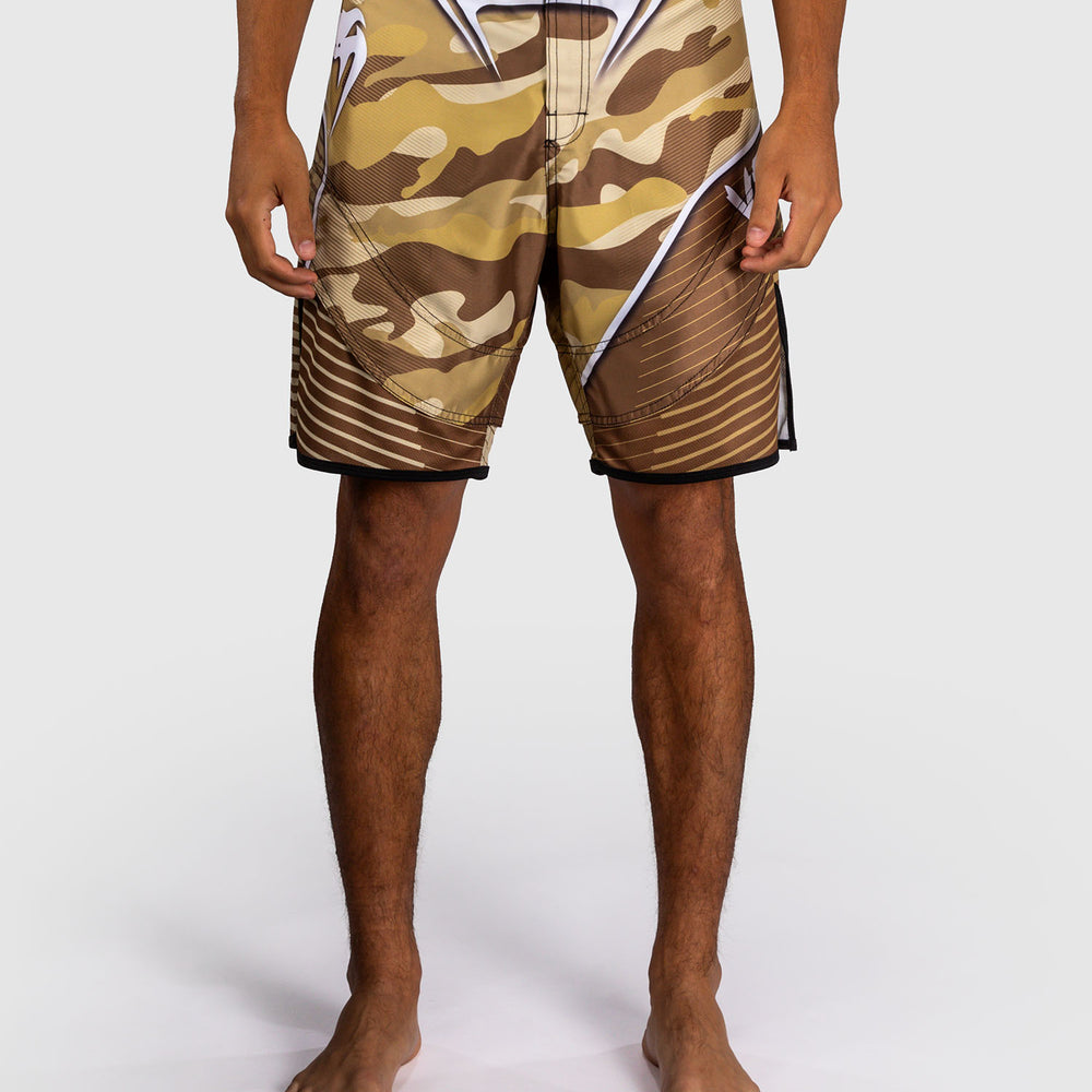 Шорты для ММА Venum Camo Hero бежево-коричневые