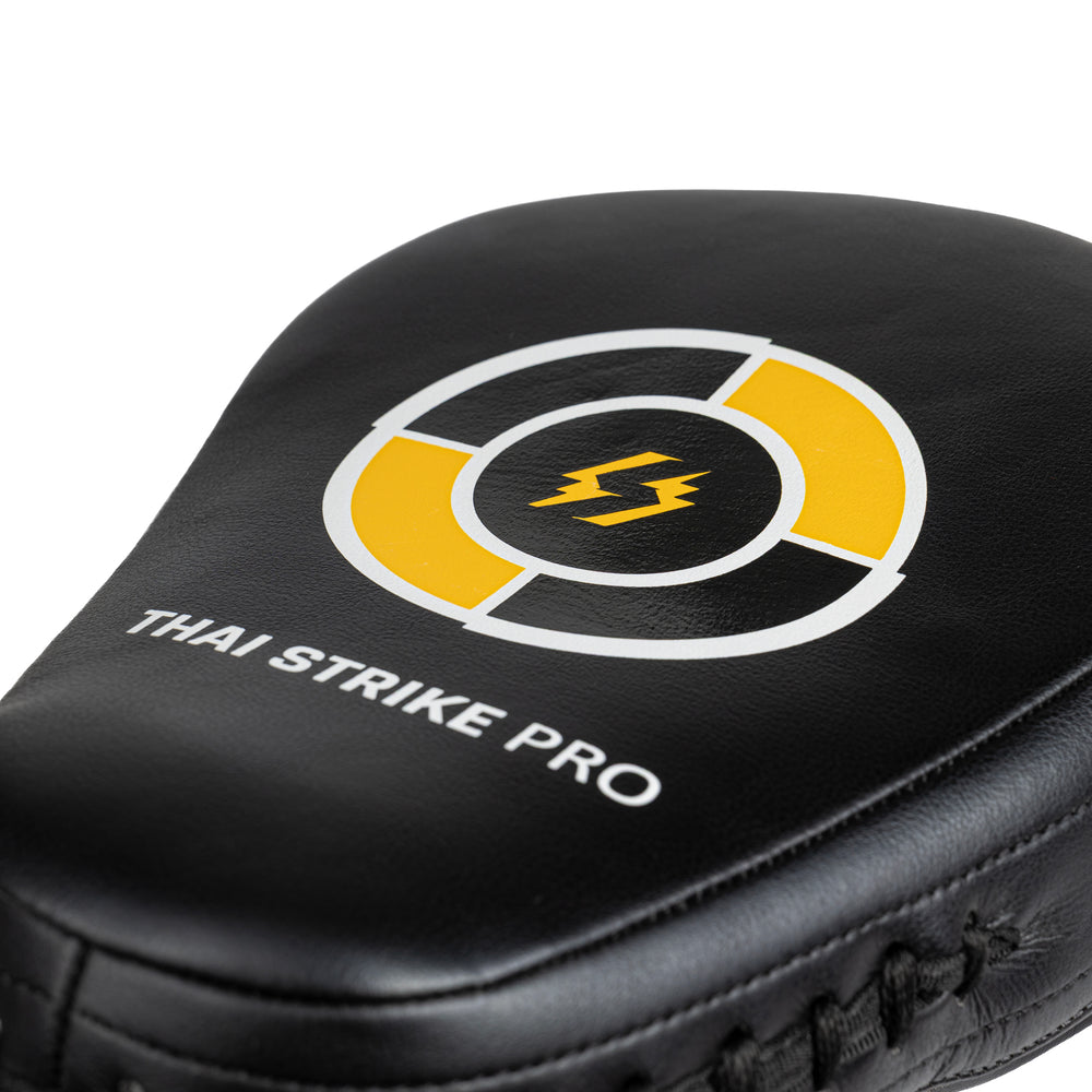 Боксерские лапы StormCloud Thai Strike черные