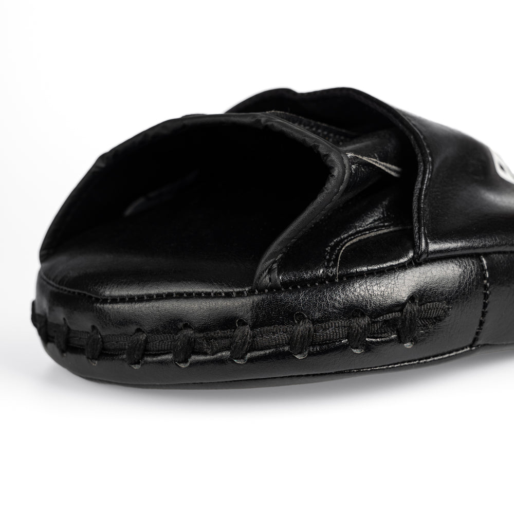 Боксерские лапы StormCloud Vector черные